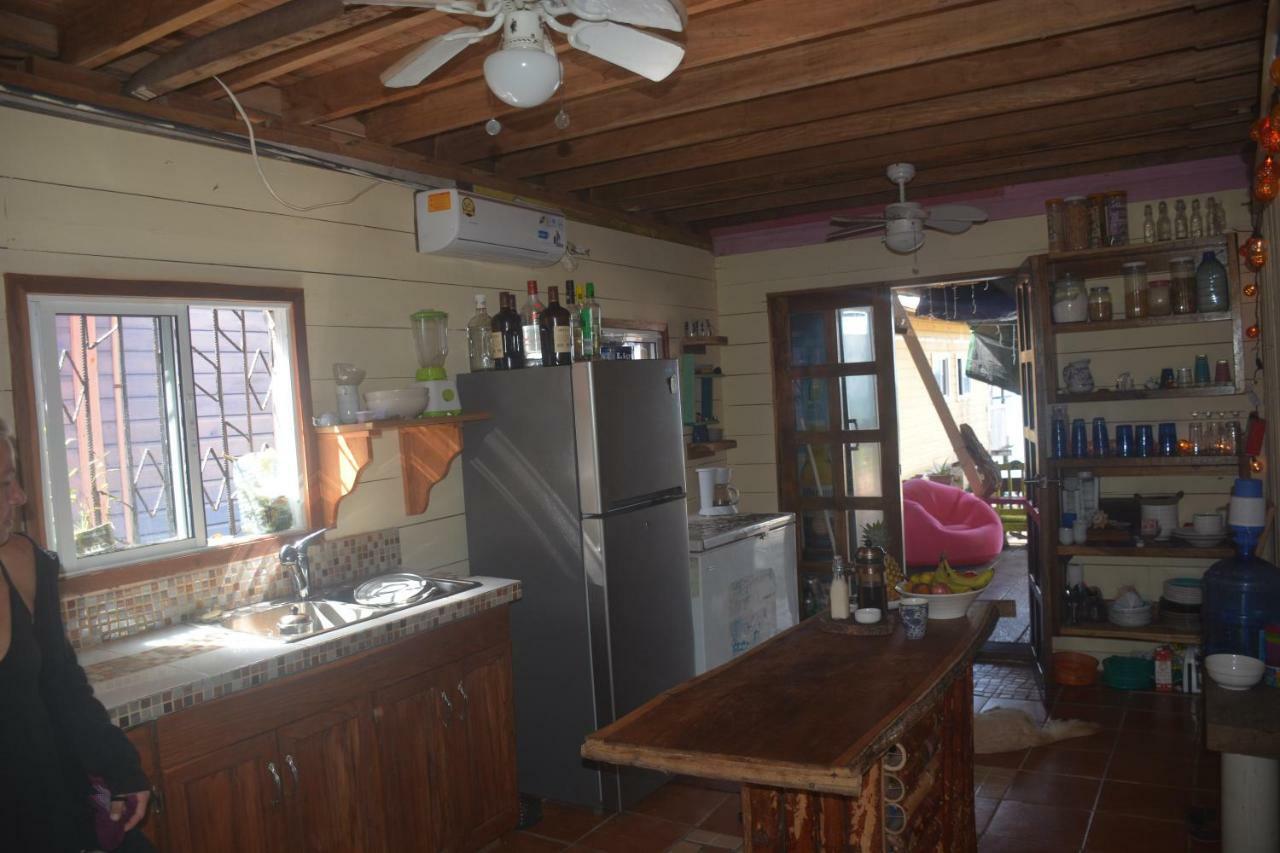 Life Is Good Villa Bocas del Toro Exterior photo